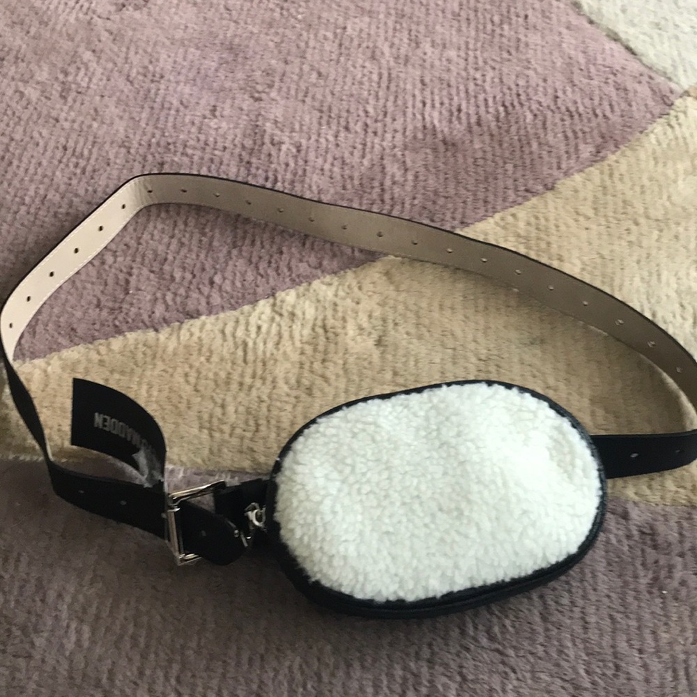 Steve Madden belt bag